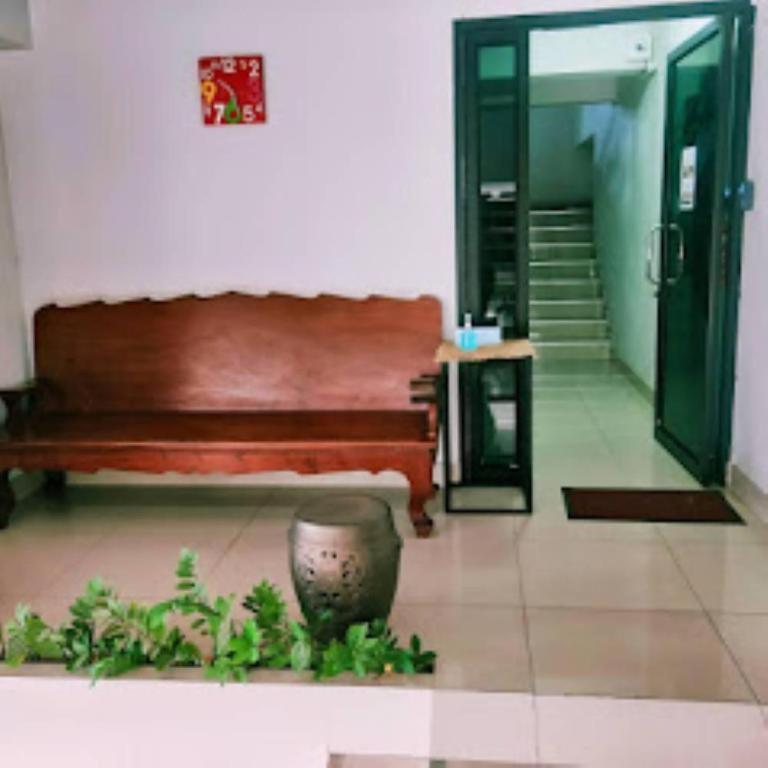 Thousand-Ten Thousand Hotel Bangkok Luaran gambar