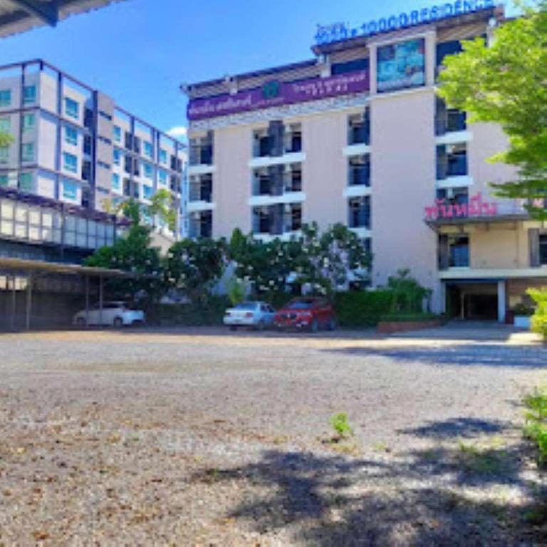Thousand-Ten Thousand Hotel Bangkok Luaran gambar